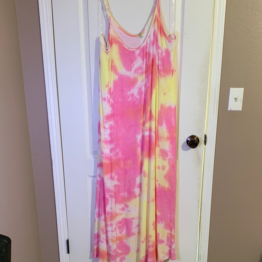Kori Vibrant Tie-Dye Maxi Dress in Pink and Yellow
